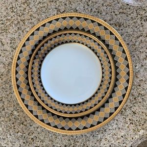 Beautiful Porcelain Plate Settings